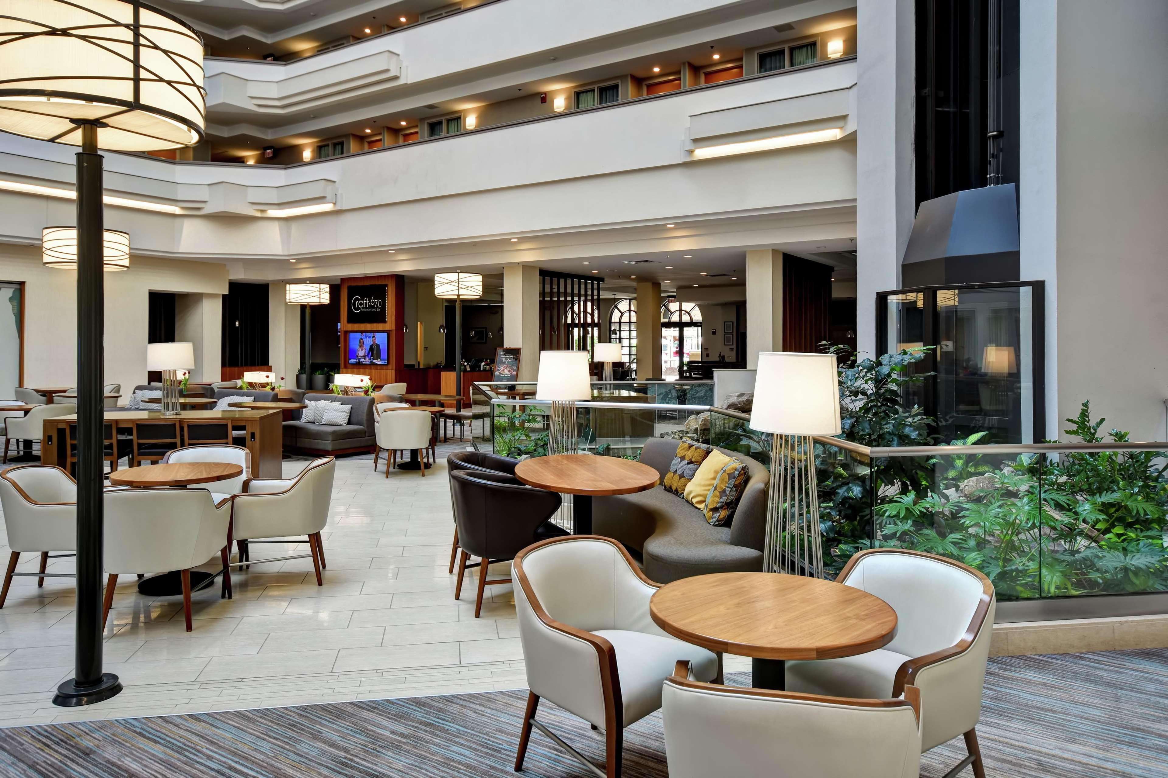 Embassy Suites Greenville Golf Resort & Conference Center Exterior foto